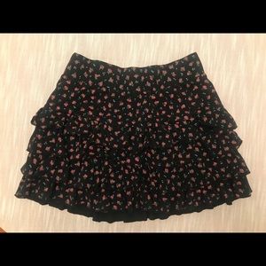 Betsey Johnson Rosebud Ruffle Skirt- Small